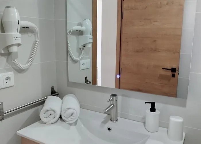 La De Simon Apartment *